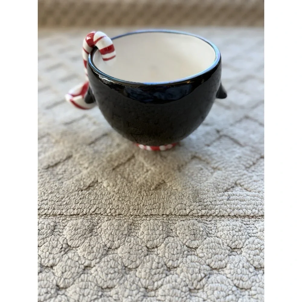 Hallmark Penguin Treat Bowl With Candy Cane Spoon Christmas Decor
